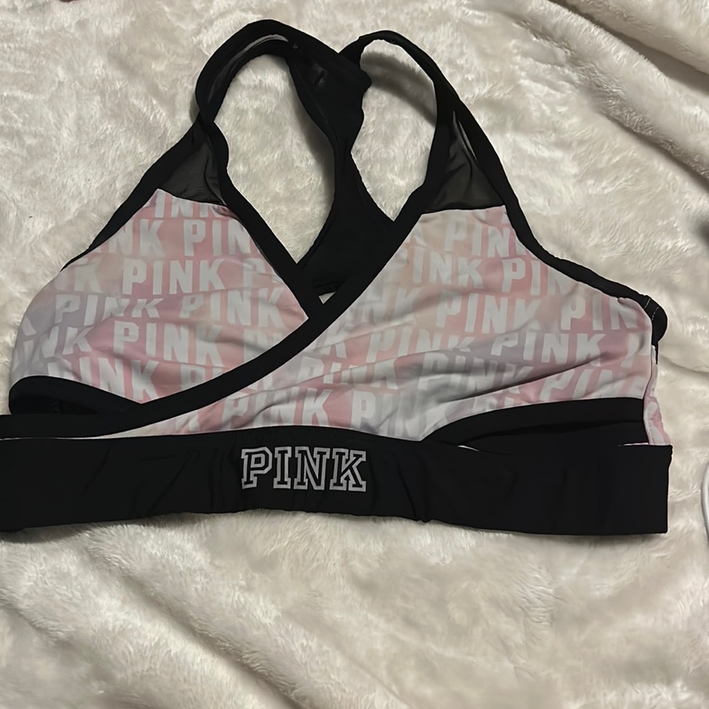 Sports bra
